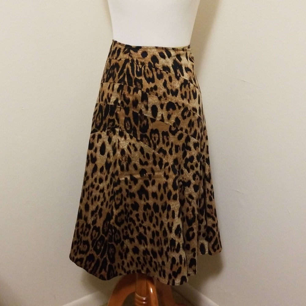Leopard skirt
